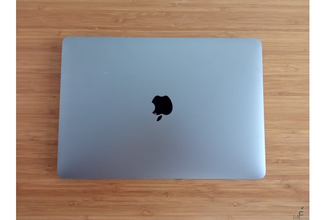 MacBook Pro 13 (2018) i5 2,3Ghz (Turbo Boost 3,6Ghz), 8GB RAM, SSD 128GB, Intel Iris Plus Graphics 640