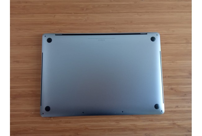 MacBook Pro 16 I7 2,6Ghz (6 NÚCLEOS)...