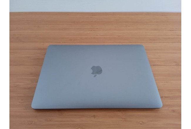 MacBook Air 13 -  Chip M1 - 16GB RAM...