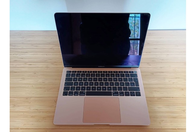 MacBook Air 13 - Chip M1 - 8GB RAM -...