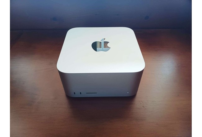 Mac Studio - Chip M1 Max (24 núcleos....