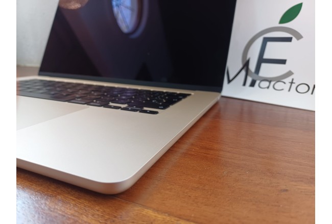 MacBook Air 15 - Chip M3 - 8GB RAM -...